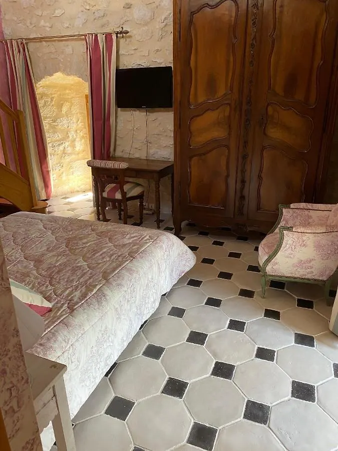 Guest house Le Domaine De Tizo Hotel Saint-Victor-de-Morestel